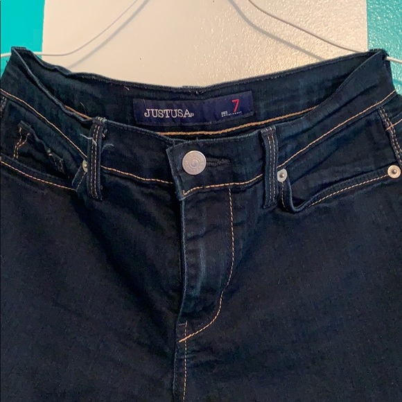 JUST USA • Cotton & Spandex Blend • Jeans - Picture 4 of 6